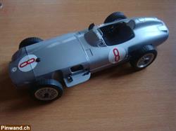 Mercedes-Benz RW 196 von Polistil