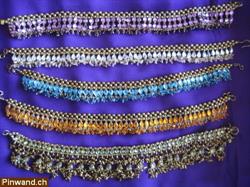 Bollywood Schmuck und Kleider - handgefertigte Artikel aus Indien