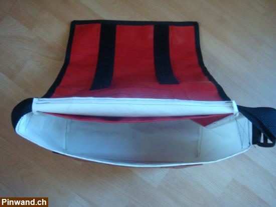 Bild 4: Anhängetasche mit Klettverschluss
