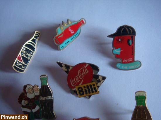 Bild 2: Coca Cola Pins (8 Stk.)