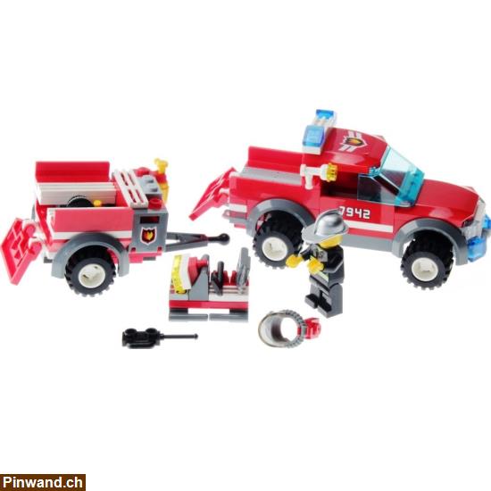 Bild 2: LEGO City 7942 - Feuerwehr Pick-up