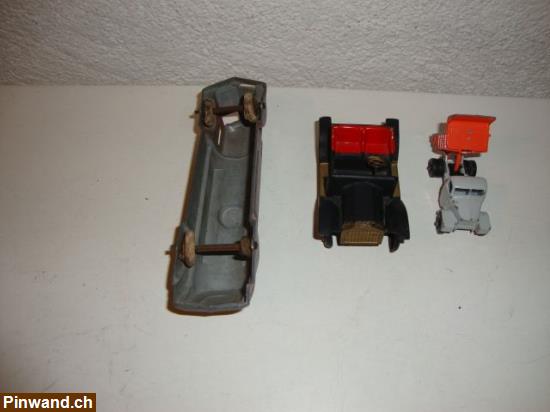 Bild 3: 3 alte Spielzeugautos