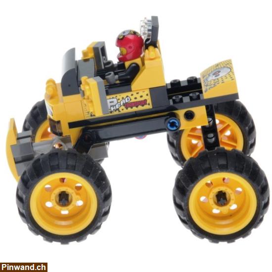 Bild 1: LEGO Racers 9093 - Bone Cruncher