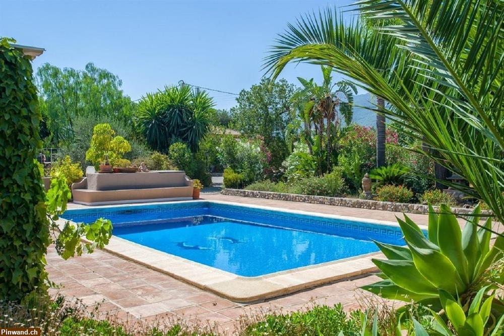 Bild 1: Grundstück mit 2 Einfamilien Häuser in Malaga Spanien zu verkaufen