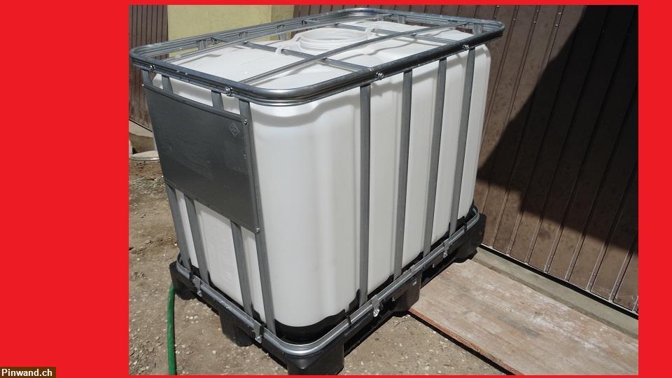 Bild 4: Wassertank 600 Liter auf Kunststoffpaletten noch 5stk