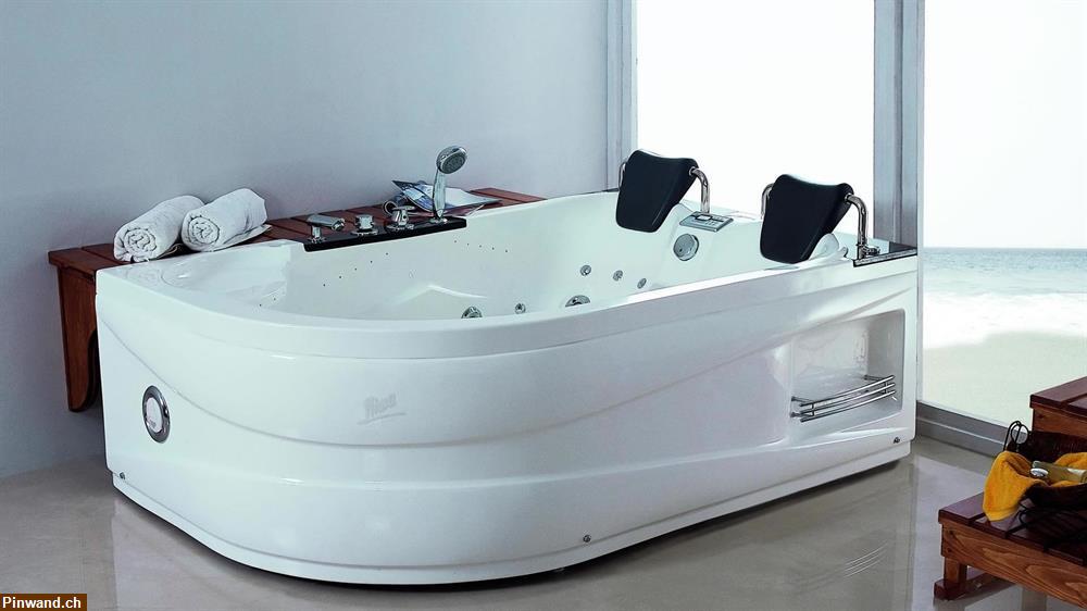 Bild 1: Vichy SPAs Indoor Whirlwanne 060