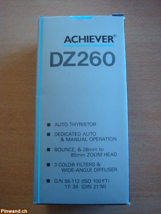 Bild 1: Blitzgerät Achiever DZ260