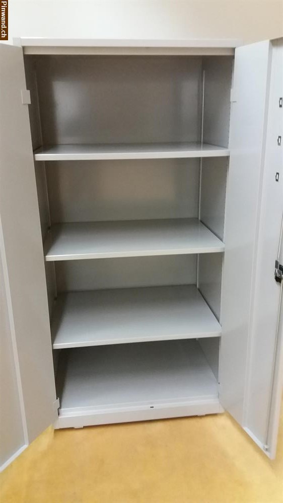 Bild 4: Lista Metallschrank extratief 65cm Sondertiefe