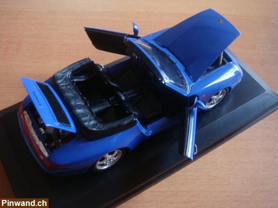 Bild 3: Porsche 911 Carrara 4 Cabrio / 1:18