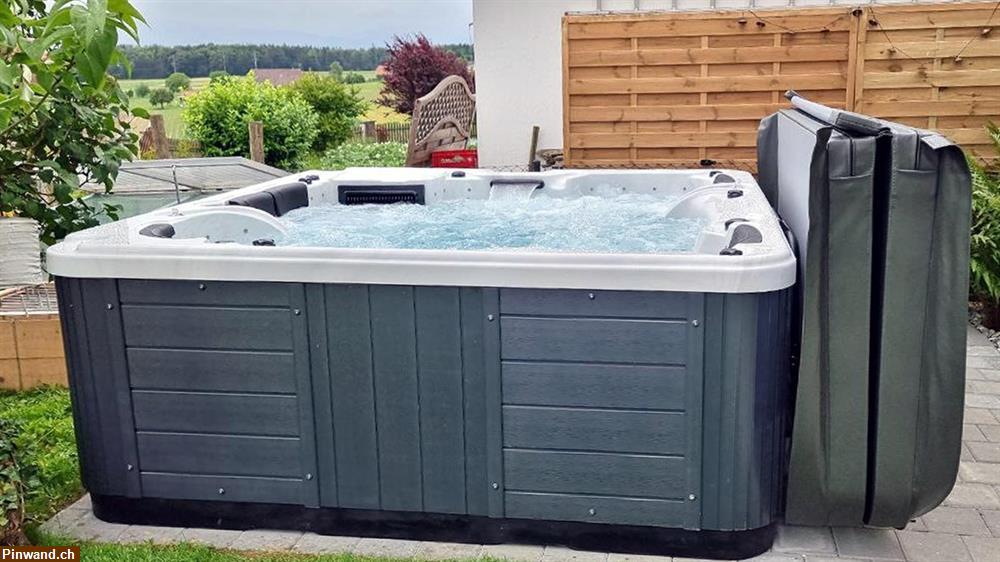 Bild 3: Whirlpool Infinity Gozo Speciale