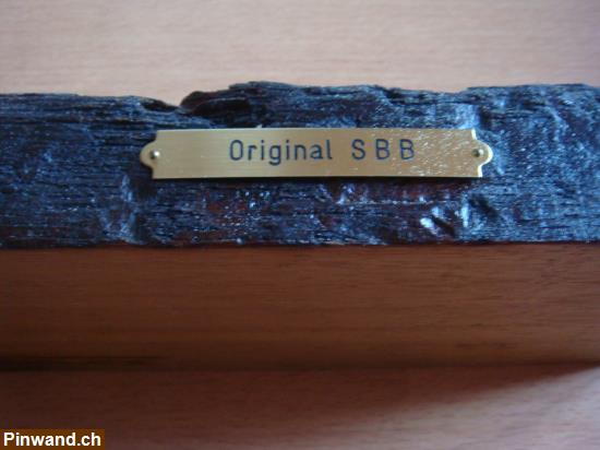 Bild 3: Original Holzschwelle SBB inkl. Nagel