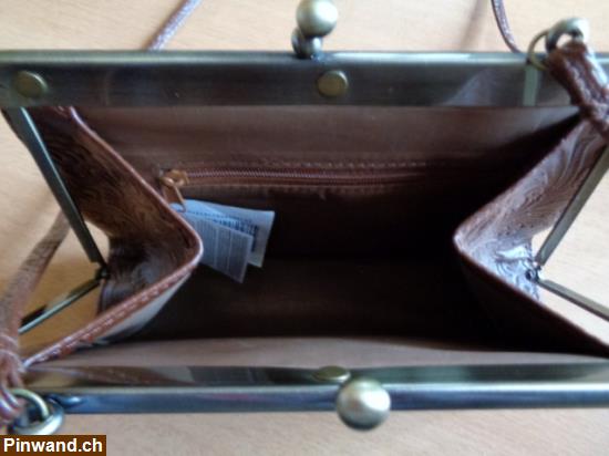 Bild 3: New Yorker Damenhandtasche zum Anhängen