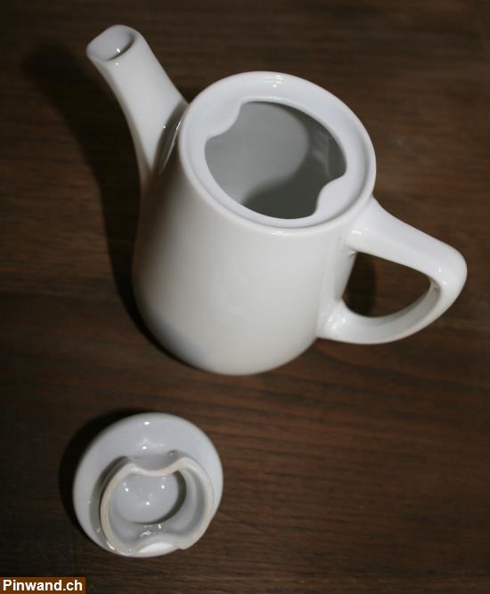 Bild 2: Milchkanne aus Porzellan in weiss - 1 dl - uralt