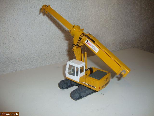 Bild 3: Liebherr R924 Teleskopbagger