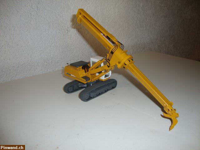 Bild 4: Liebherr R924 Teleskopbagger