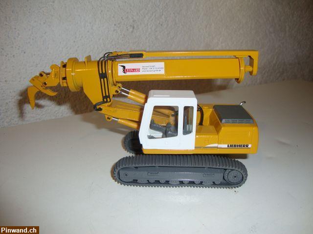 Bild 7: Liebherr R924 Teleskopbagger