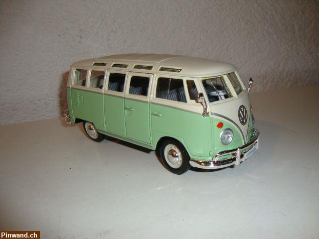 Bild 3: VW Bus Samba aus Metall im Masstab 1:25 zu verkaufen