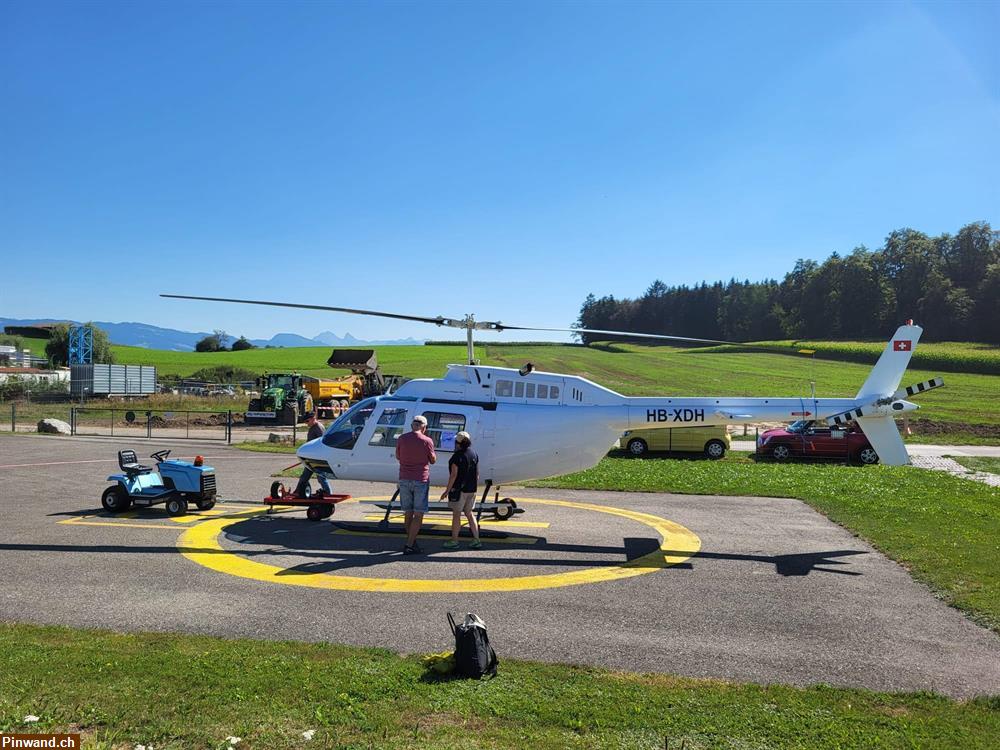 Bild 1: Helikopterflug