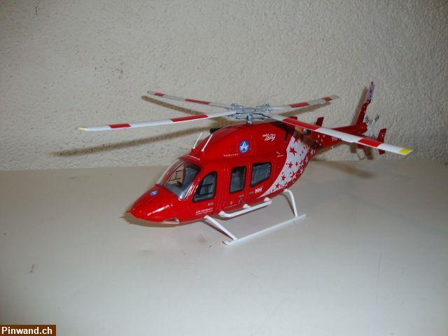 Bild 1: Helikopter Bell 429 Air Zermatt im Masstab 1:48