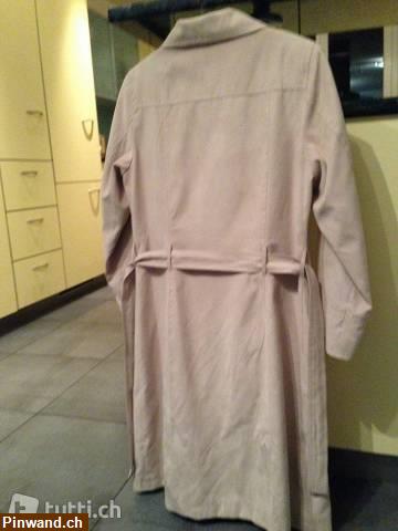 Bild 2: Zu verkaufen: Modischer Mantel, beige, in Wildleder-Optik, mit Gürtel, Gr. S