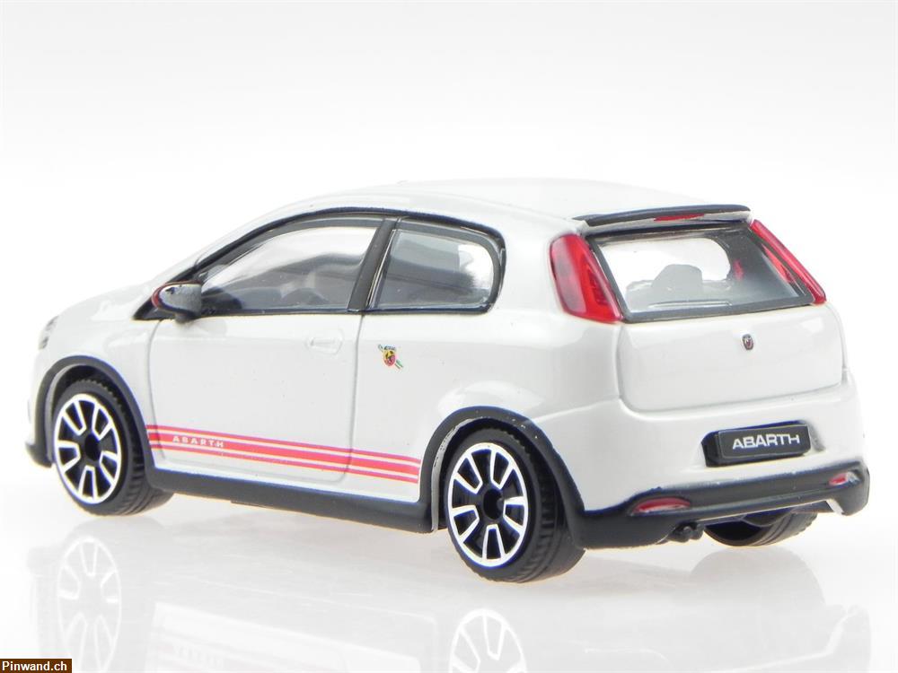 Bild 2: Fiat Grande Punto Abarth