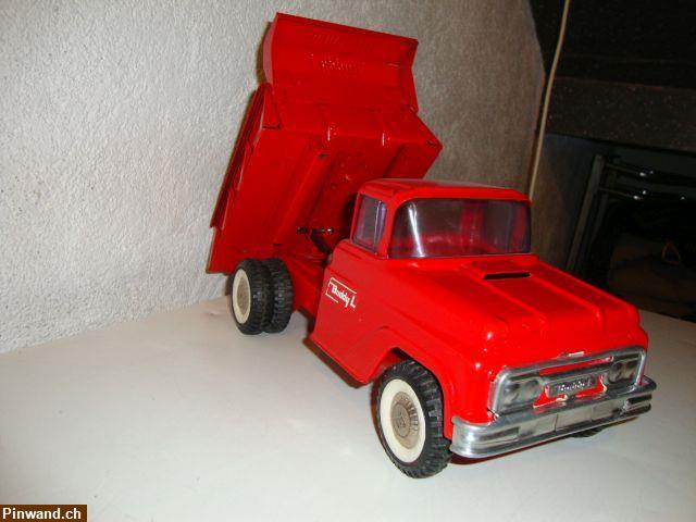 Bild 2: Roter Buddy L Truck Modell, 35cm Länge