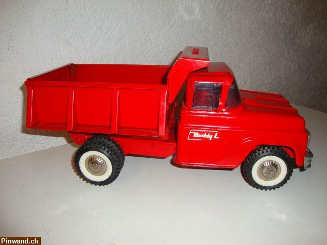 Bild 3: Roter Buddy L Truck Modell, 35cm Länge