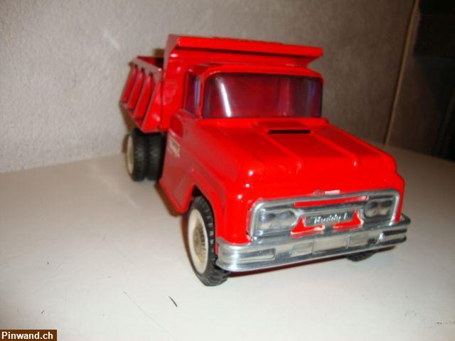 Bild 5: Roter Buddy L Truck Modell, 35cm Länge