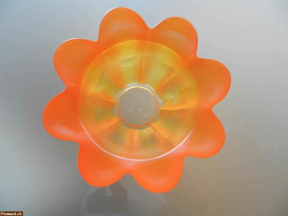 Bild 2: Windlicht Glas Orange massiv Blumenform Blumenübertopf