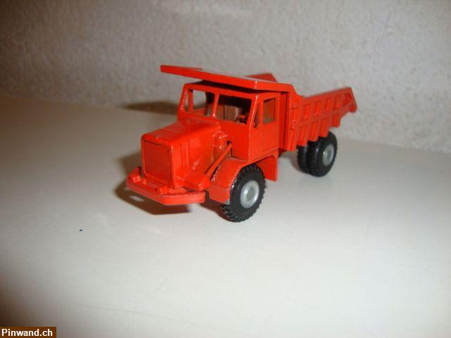 Bild 5: Joal Euclid Dumper Truck im Massstab 1:64 aus Metall