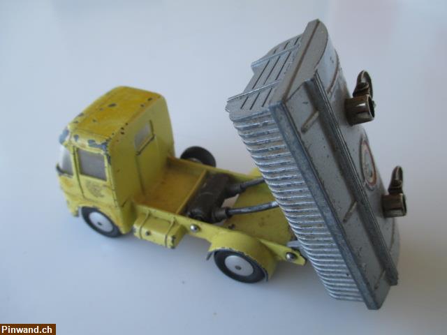 Bild 3: Vintage Corci Toys ERF 64G Cement LKW zu verkaufen