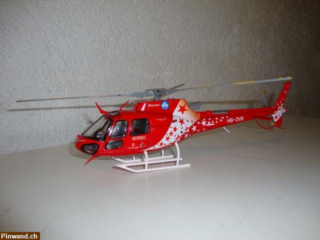 Bild 1: Helikopter Ecureuil AS350 Air Zermatt