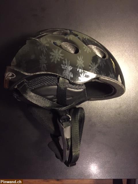 Bild 1: Skihelm schwarz (wenig gebraucht) zu verkaufen