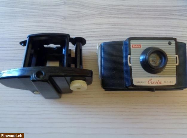 Bild 5: Fotokamera Kodak Brownie Cresta / Bakelitgehäuse