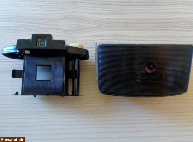 Bild 6: Fotokamera Kodak Brownie Cresta / Bakelitgehäuse