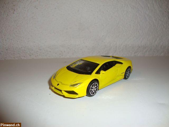 Bild 1: Lamborghini Huracan LP 610-4 aus Metall im Massstab 1:43