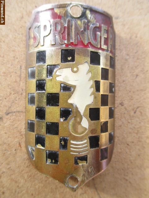 Bild 1: Springer Velo Steuerkopf  CH  Schild Emblem
