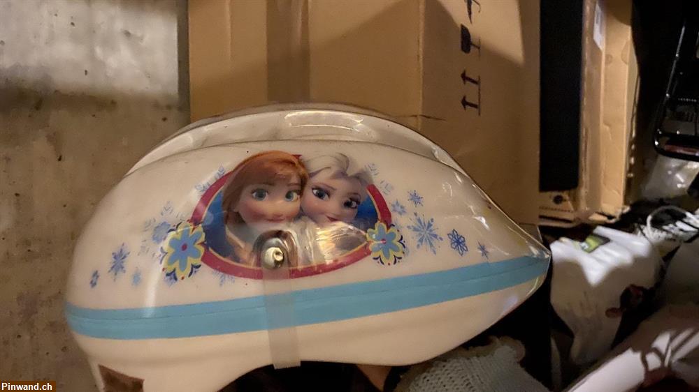 Bild 6: Anna und Elsa Helm Velohelm zu verkaufen