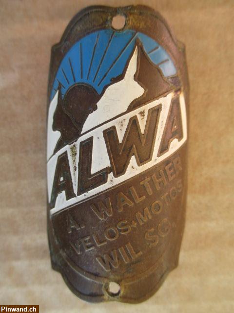 Bild 1: Alwa Velo Steuerkopf  CH  Schild Emblem