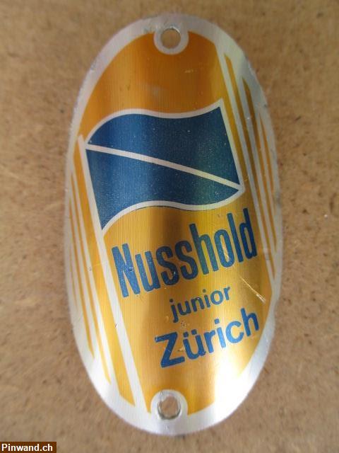 Bild 1: Nusshold Junior Velo Steuerkopf  CH  Schild Emblem