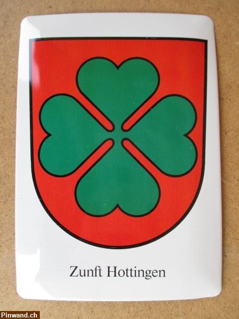 Bild 1: Sächsiilüüte Zunftwappen Hottingen 1897