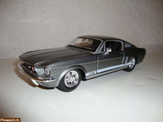 Bild 1: Ford Mustang GT 1967 Masstab 1:24