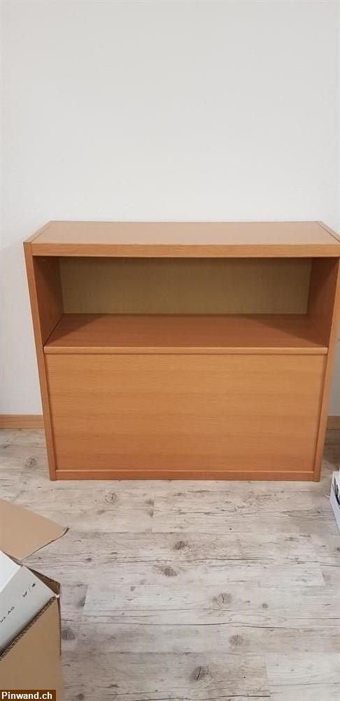 Bild 1: Gratis Bettzeugschrank