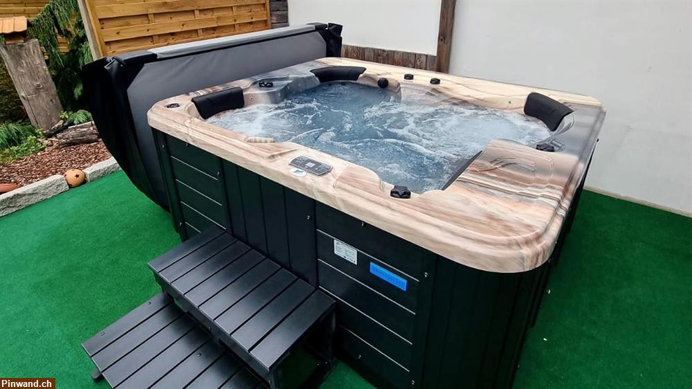 Bild 3: Massage-Profi Whirlpool Infinity Gozo Mini zu verkaufen