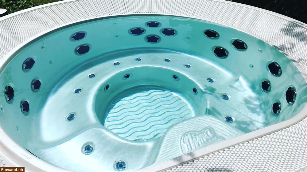 Bild 2: Whirlpool Infinity Blue Hole zu verkaufen