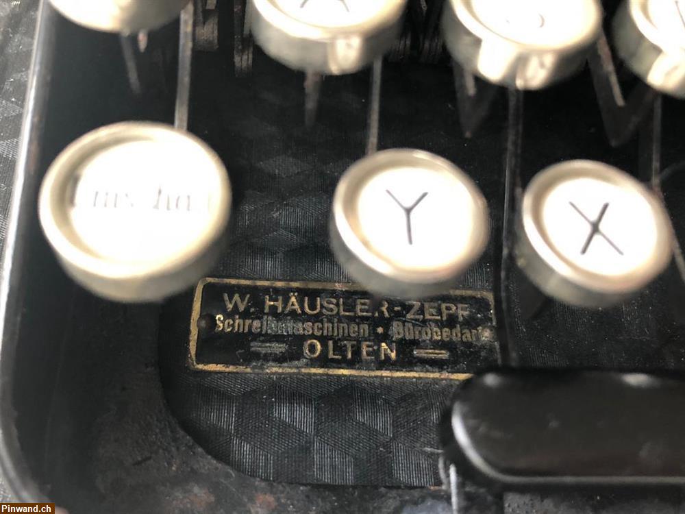 Bild 3: Antike Schreibmaschine Erika zu verkaufen