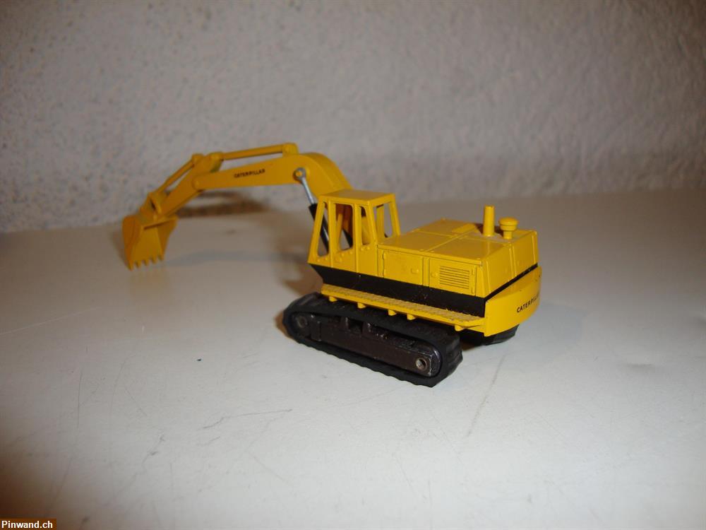 Bild 2: Caterpillar 225 zu verkaufen