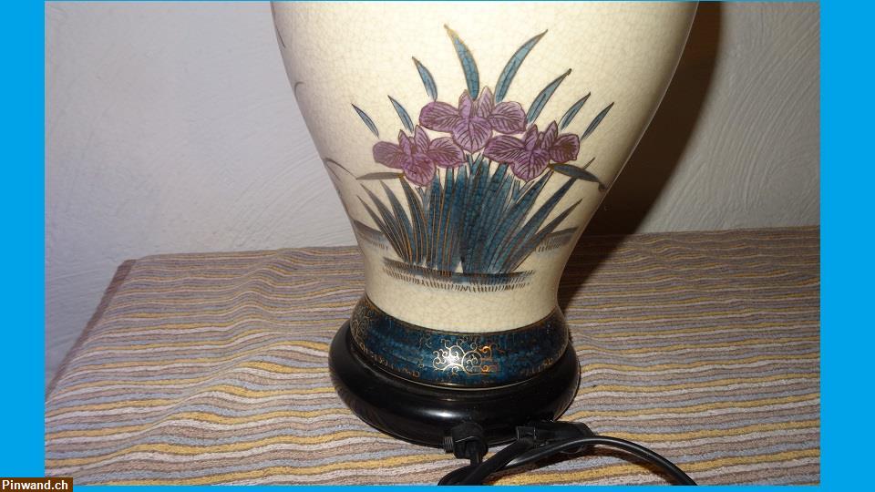 Bild 7: Tischlampen aus Keramik mit Vogel
