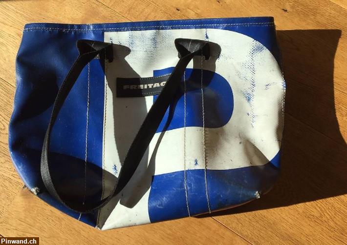 Bild 1: Freitag-Tasche blau weiss zu verkaufen