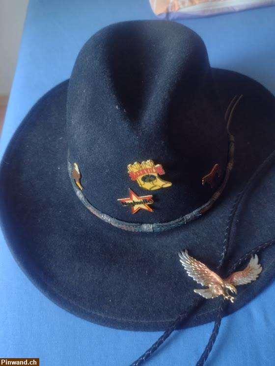 Bild 4: Neuwertiges Leder Western Gilet mit Hut zu verkaufen